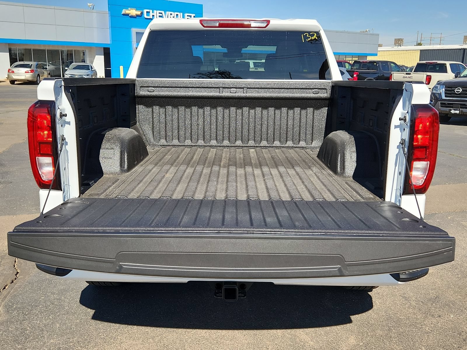 2026 GMC Sierra 1500 Pro - Photo 9