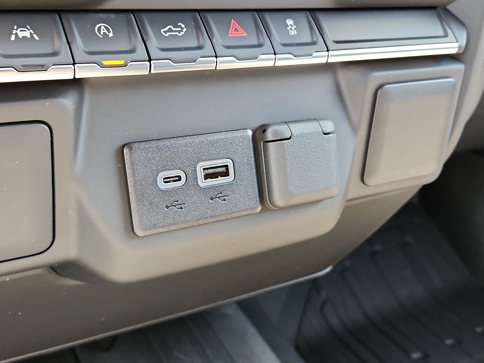 2026 GMC Sierra 1500 Pro - Photo 16