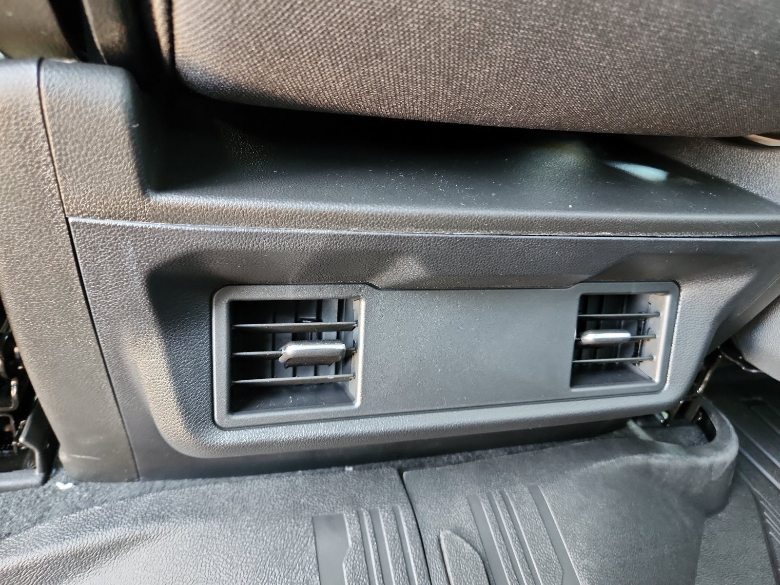 2026 GMC Sierra 1500 Pro - Photo 9