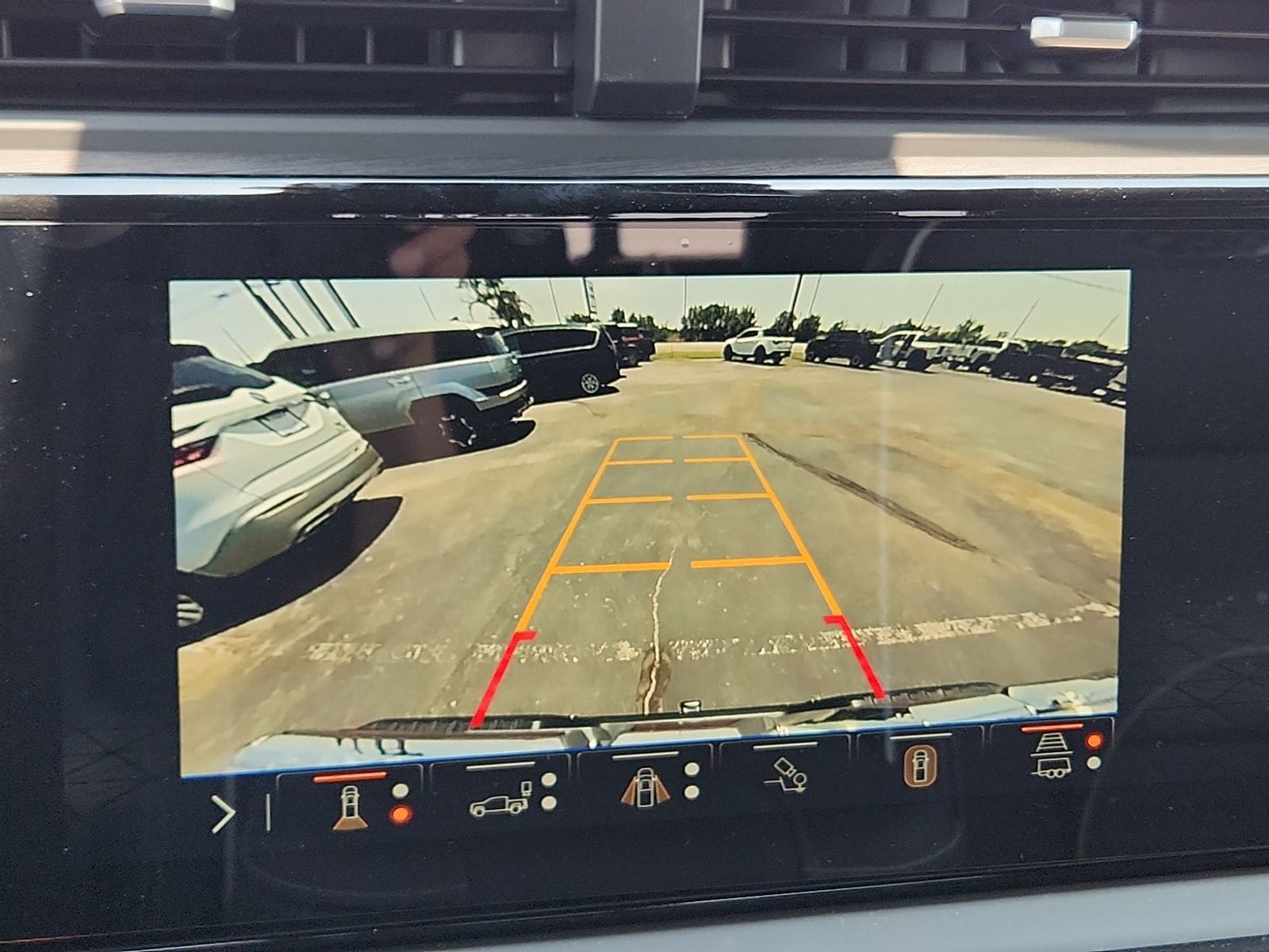 2026 GMC Sierra 1500 AT4X - Photo 13