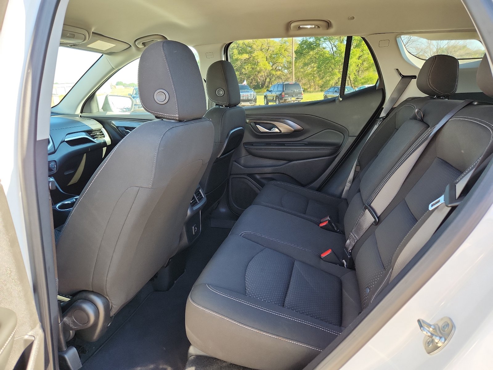 2024 GMC Terrain SLE - Photo 10