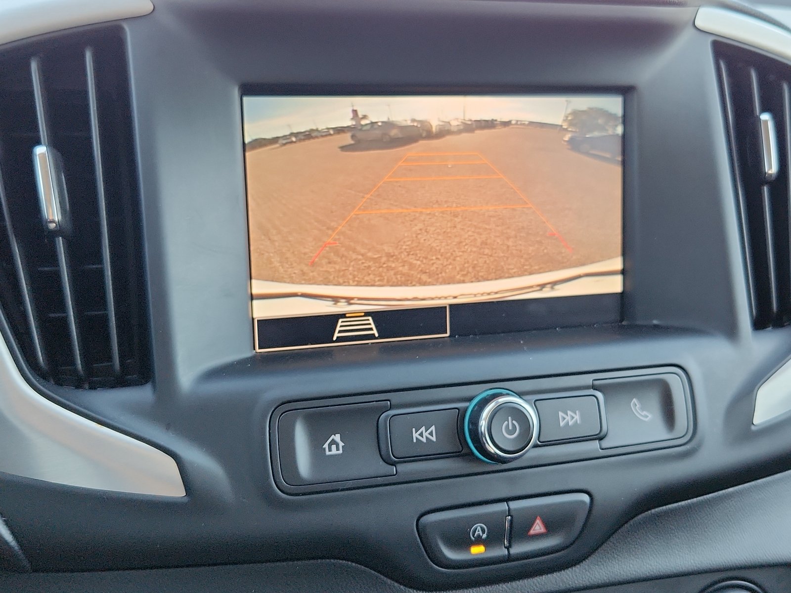 2024 GMC Terrain SLE - Photo 16