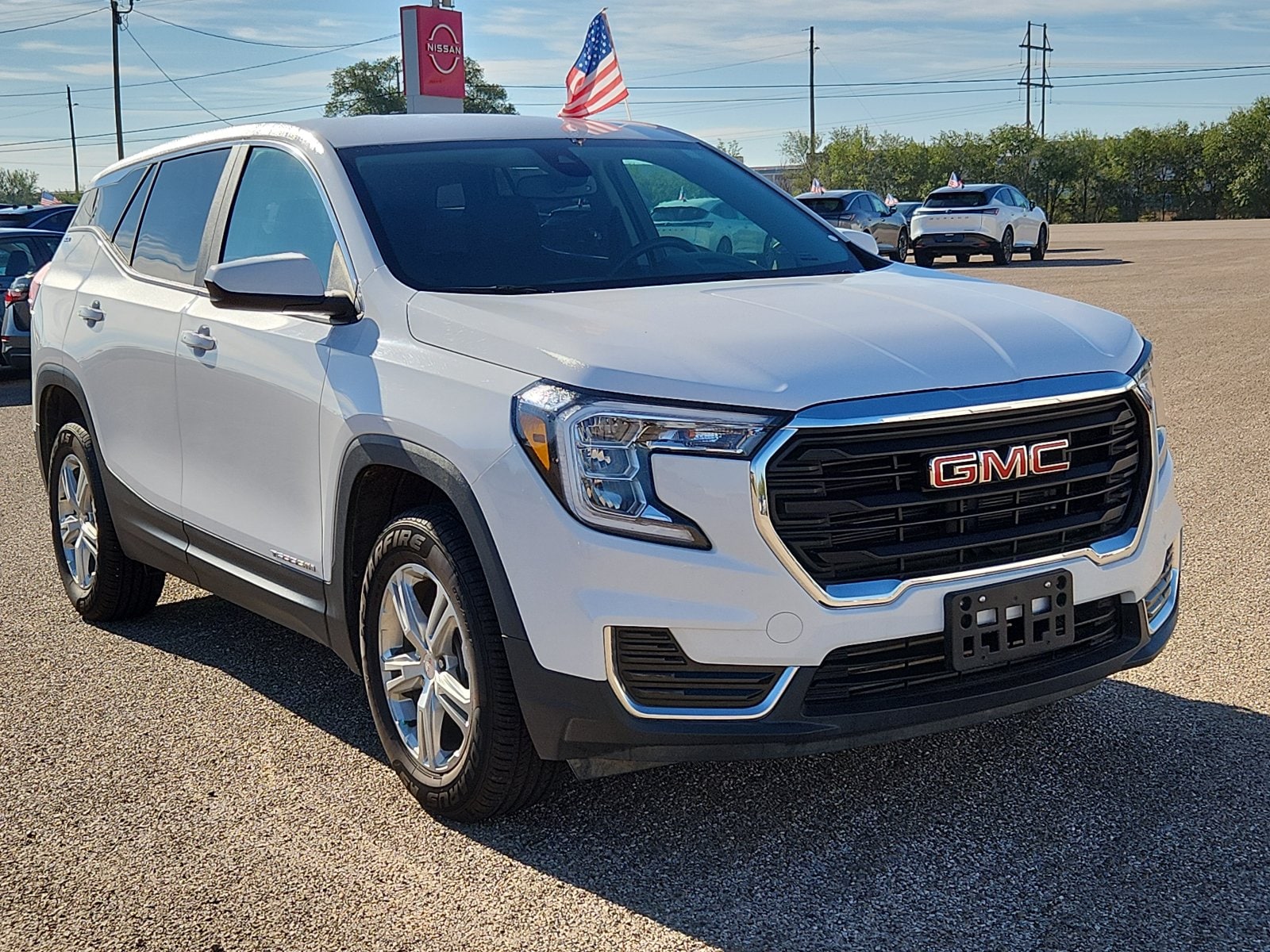 2024 GMC Terrain SLE - Photo 4
