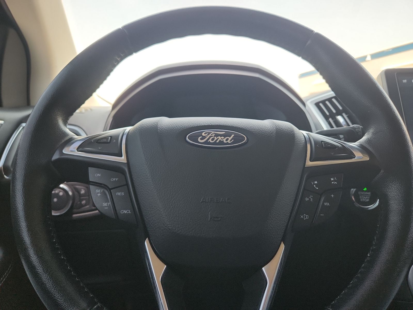 2022 Ford Edge Titanium - Photo 19