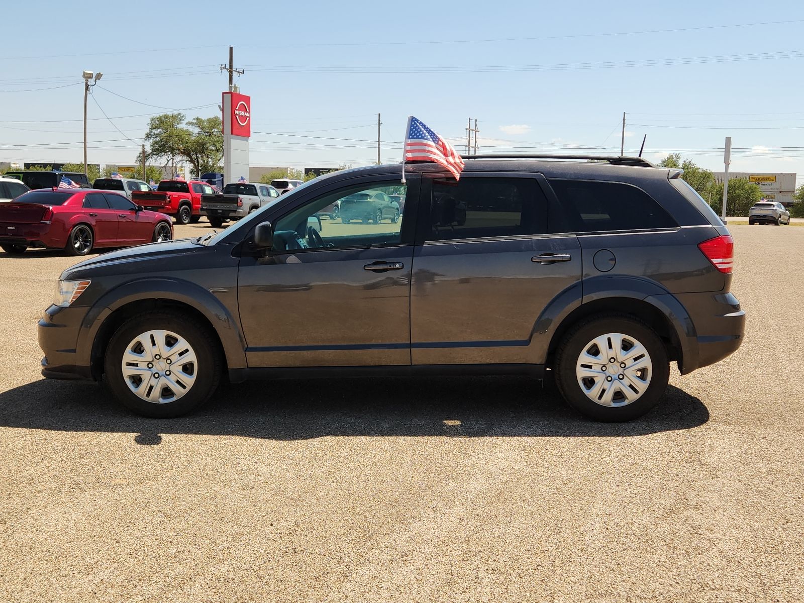 Used 2020 Dodge Journey SE with VIN 3C4PDCAB6LT183013 for sale in Clovis, NM
