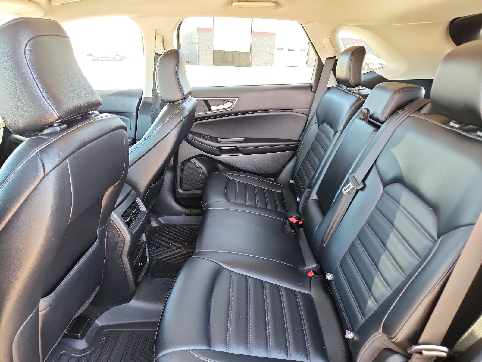 2024 Ford Edge SEL - Photo 9