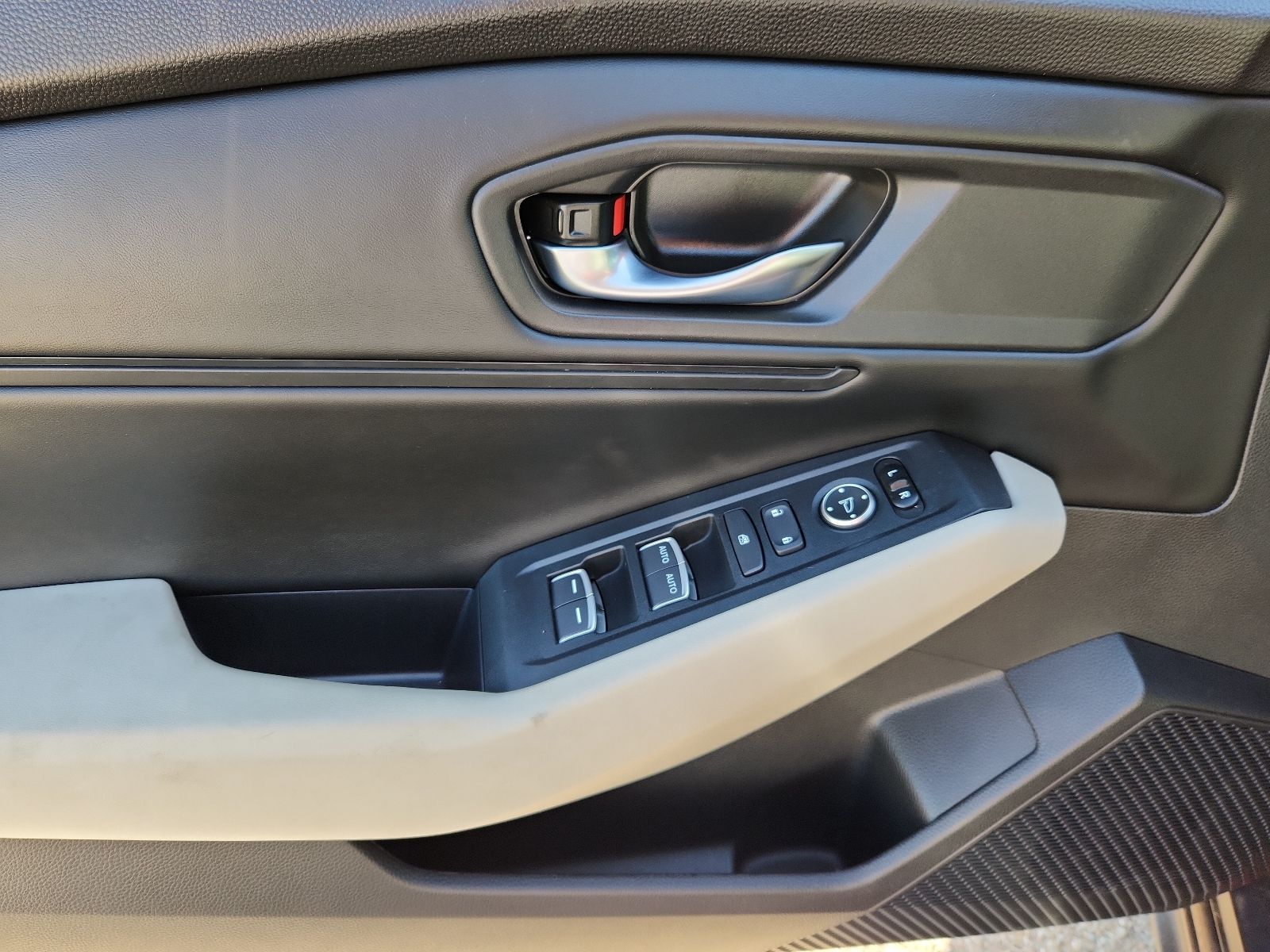 2024 Honda Accord EX - Photo 9