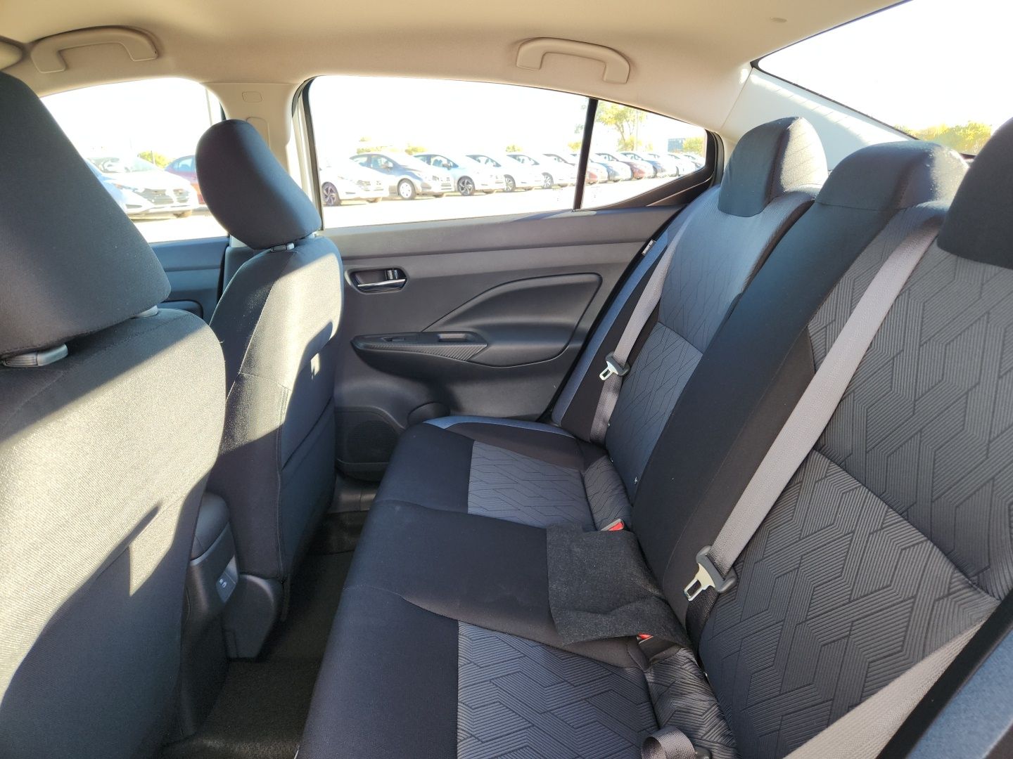 2025 Nissan Versa Sedan SV - Photo 8