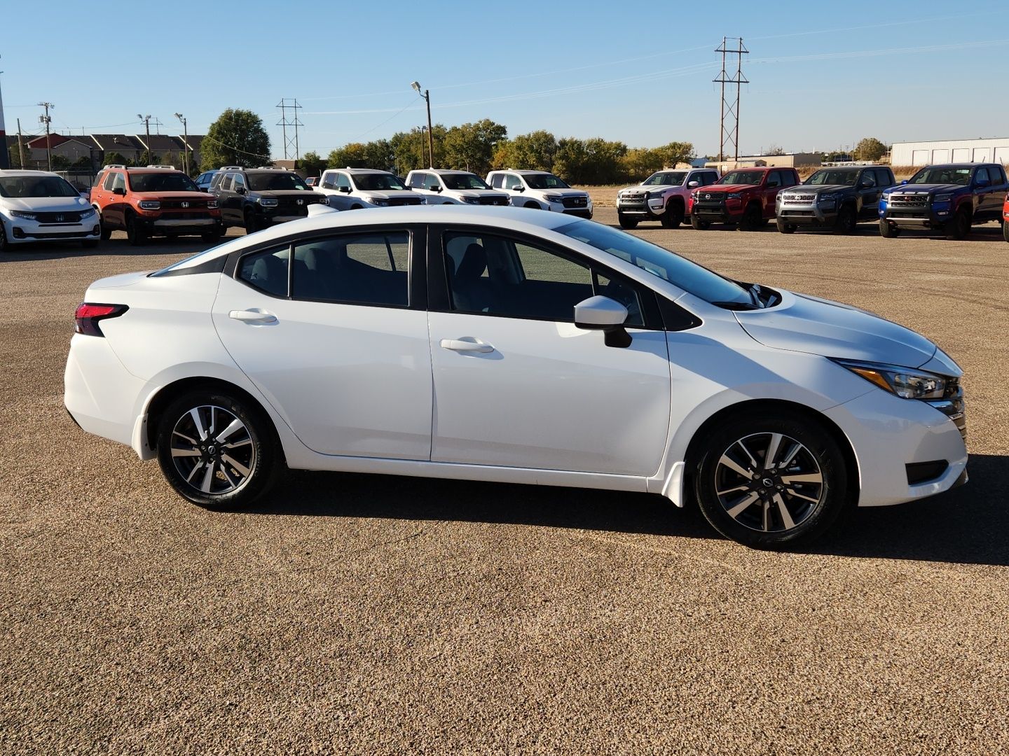 2025 Nissan Versa Sedan SV - Photo 5