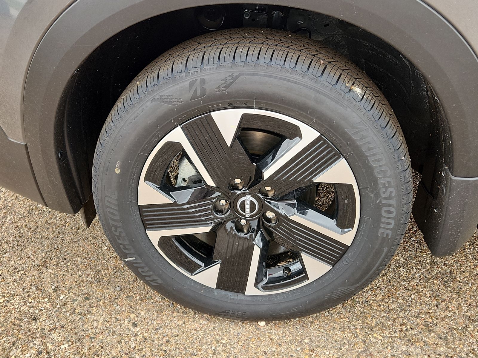 2025 Nissan Kicks SV AWD - Photo 7