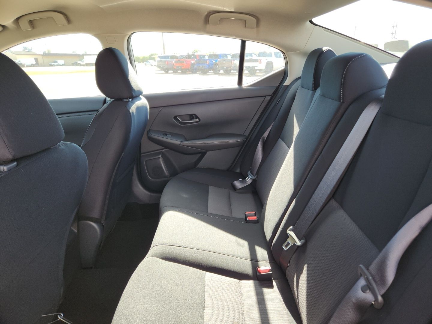 2025 Nissan Sentra SV - Photo 9