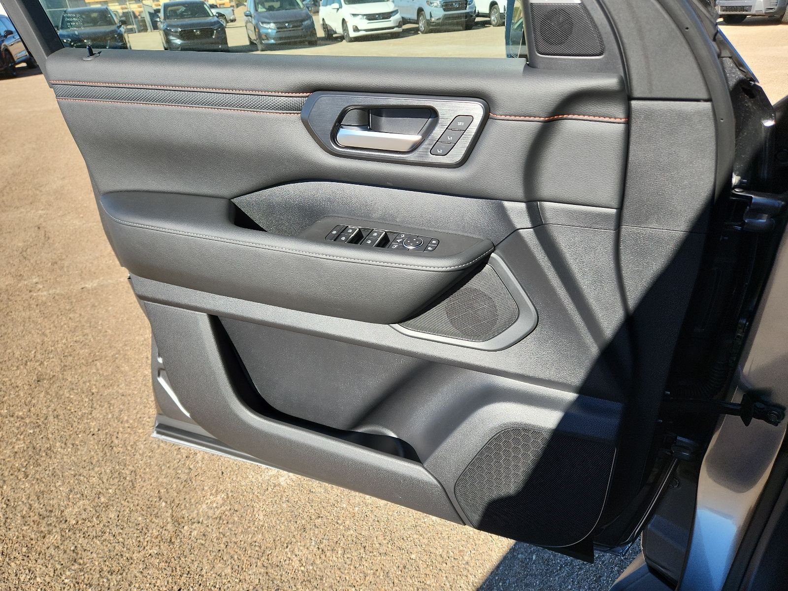 2026 Nissan Armada PRO-4X - Photo 13