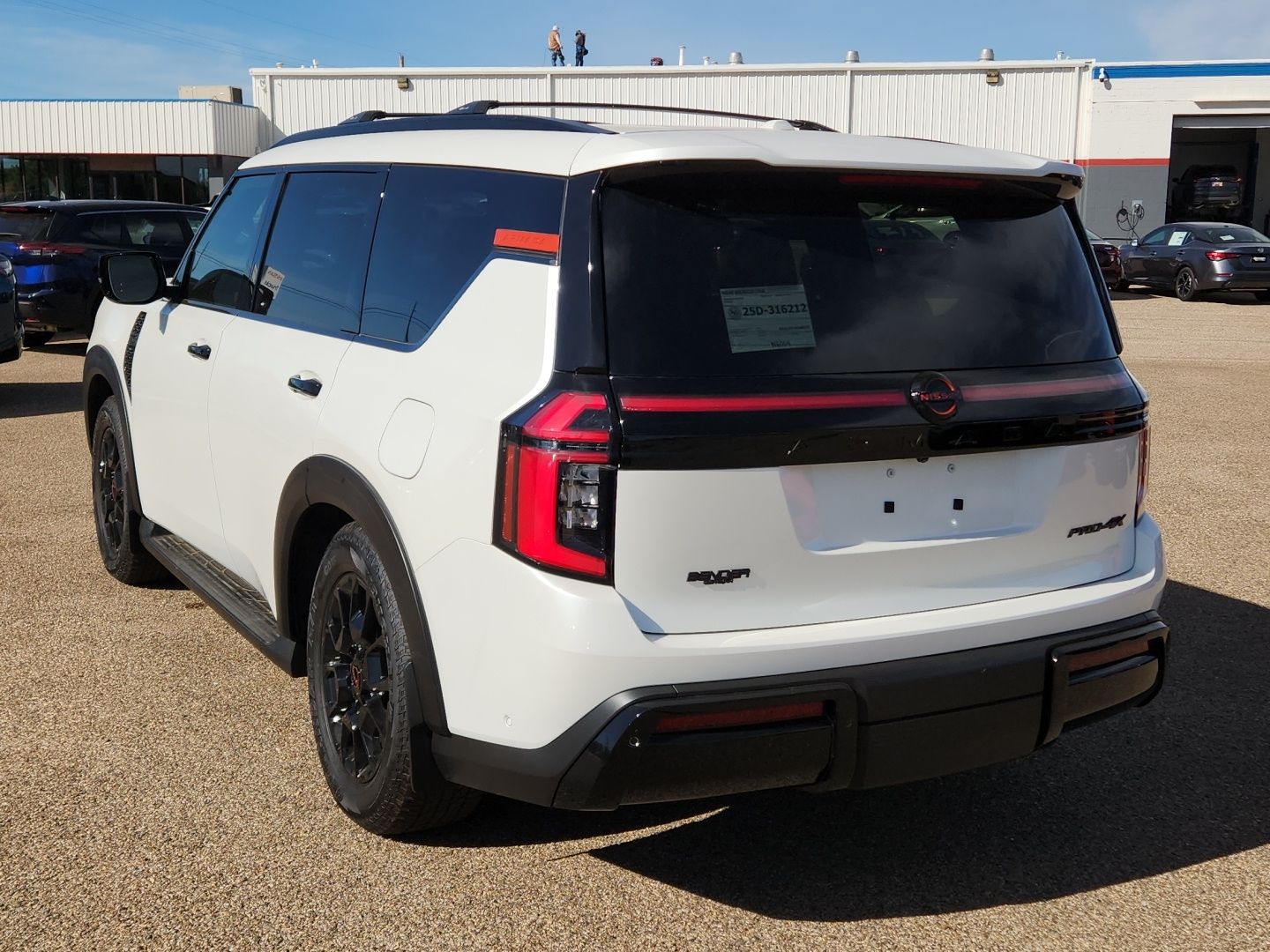 2026 Nissan Armada PRO-4X - Photo 3