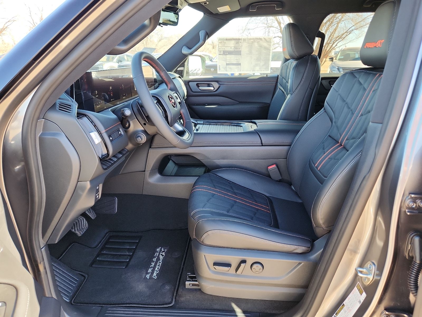 2026 Nissan Armada PRO-4X - Photo 11