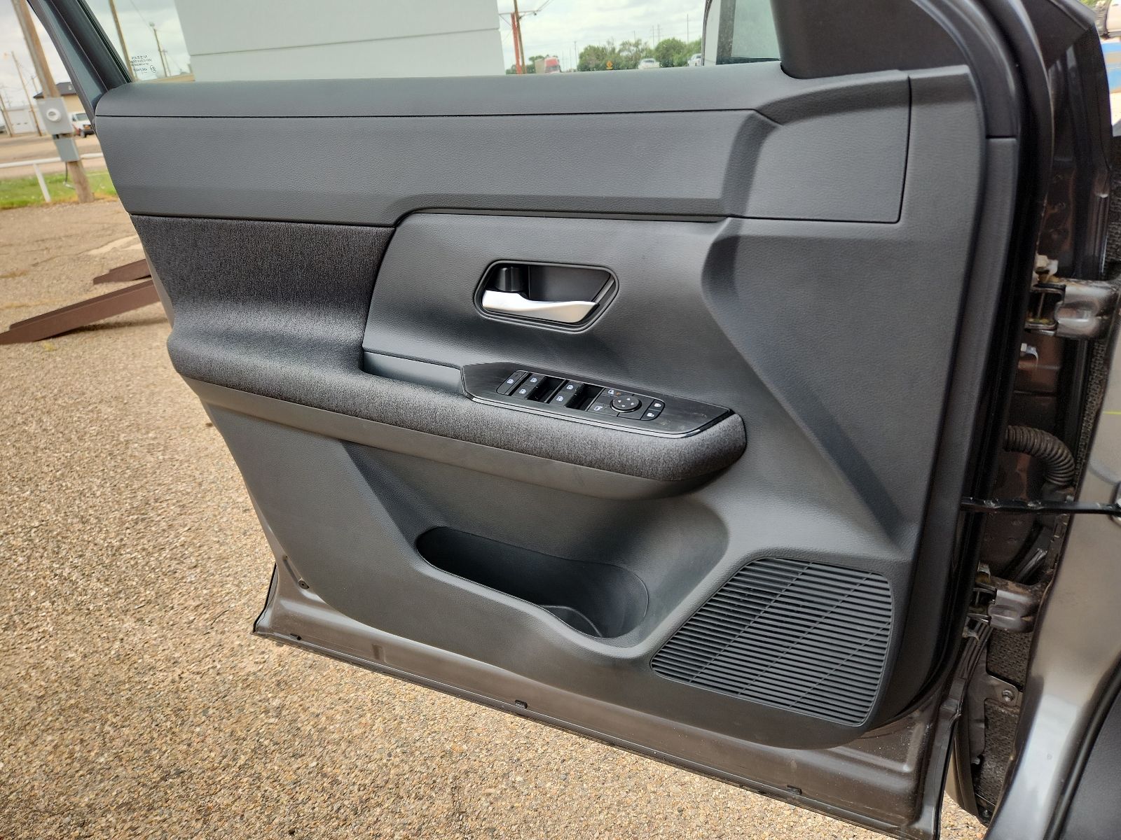 2025 Nissan Kicks SV AWD - Photo 13