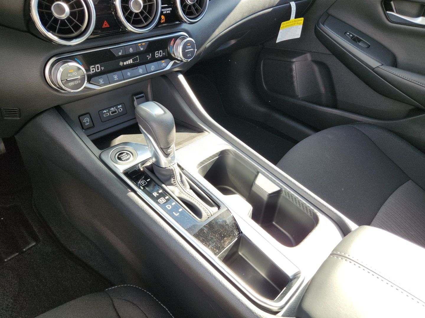 2025 Nissan Sentra SV - Photo 18