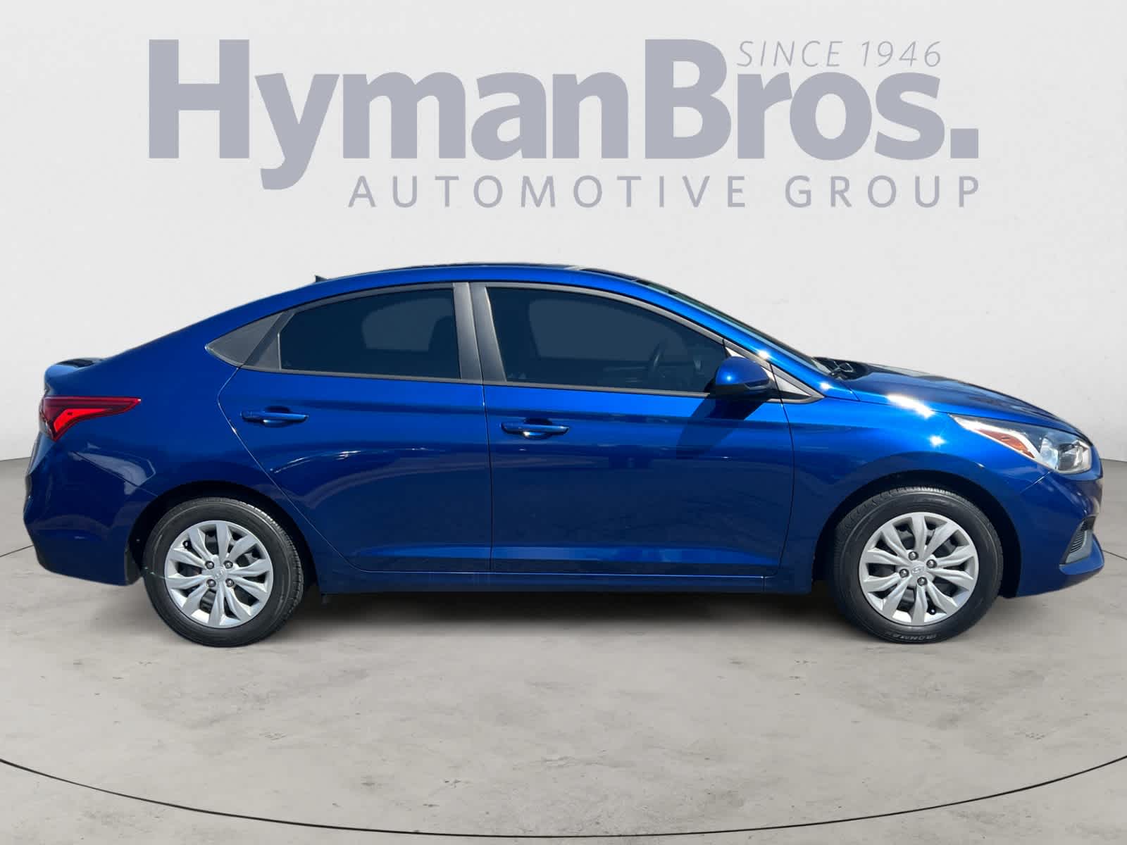 2021 Hyundai Accent SE photo 2