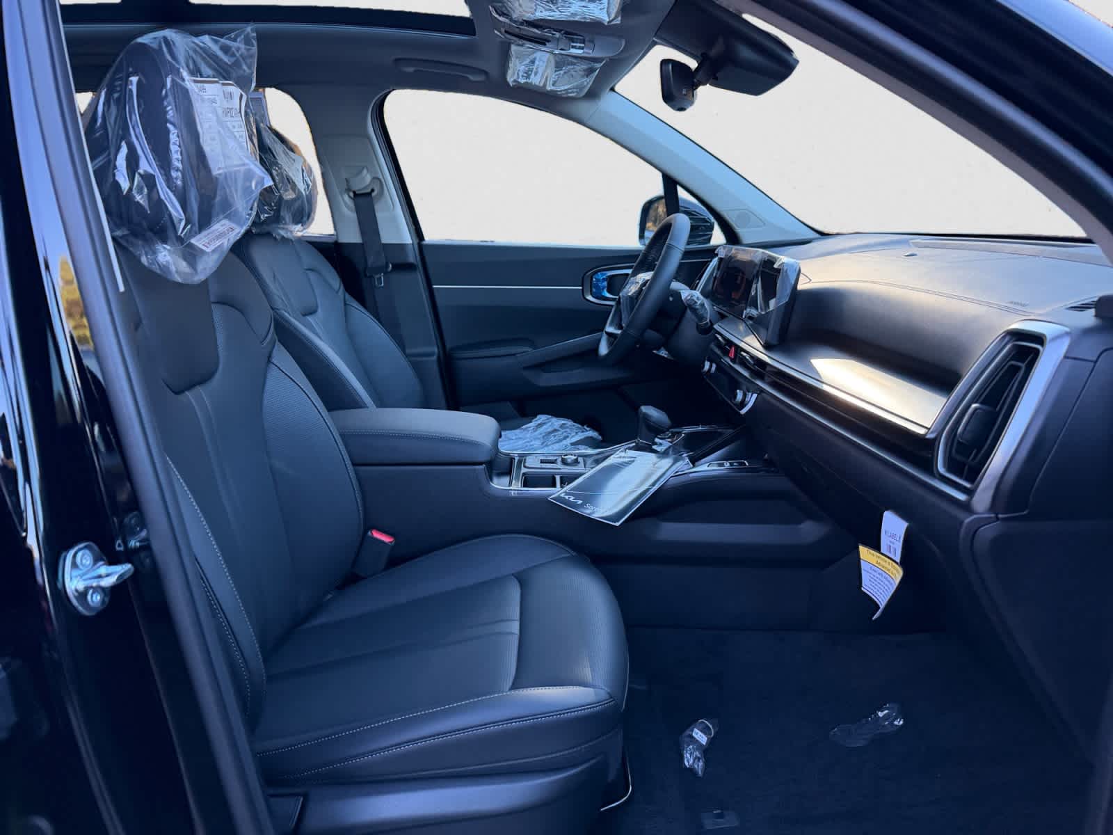 2026 Kia Sorento S - Photo 15