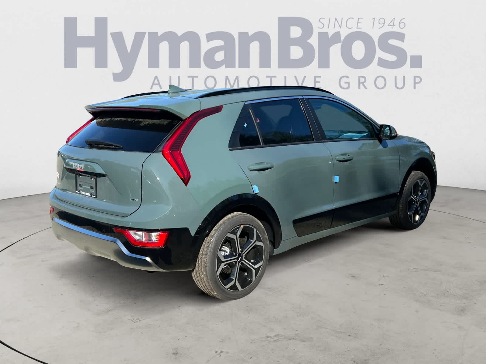 2025 Kia Niro EX Touring photo 3
