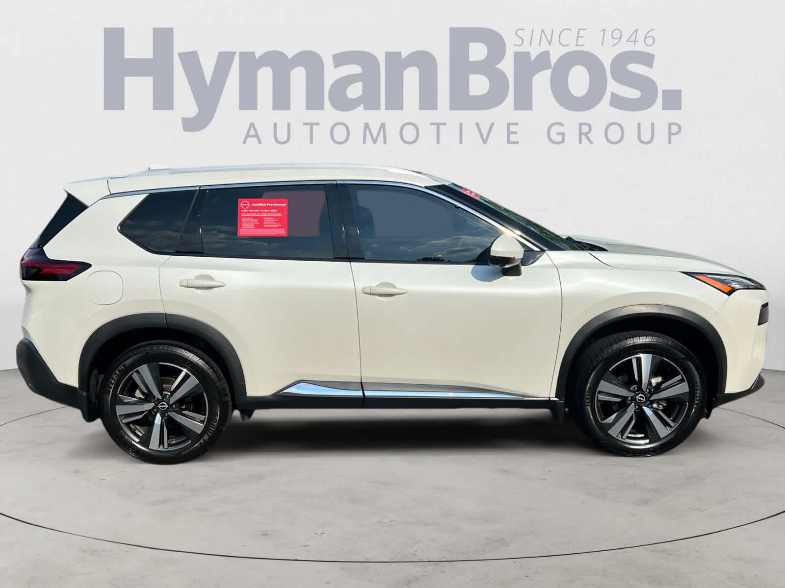 2022 Nissan Rogue SL photo 2