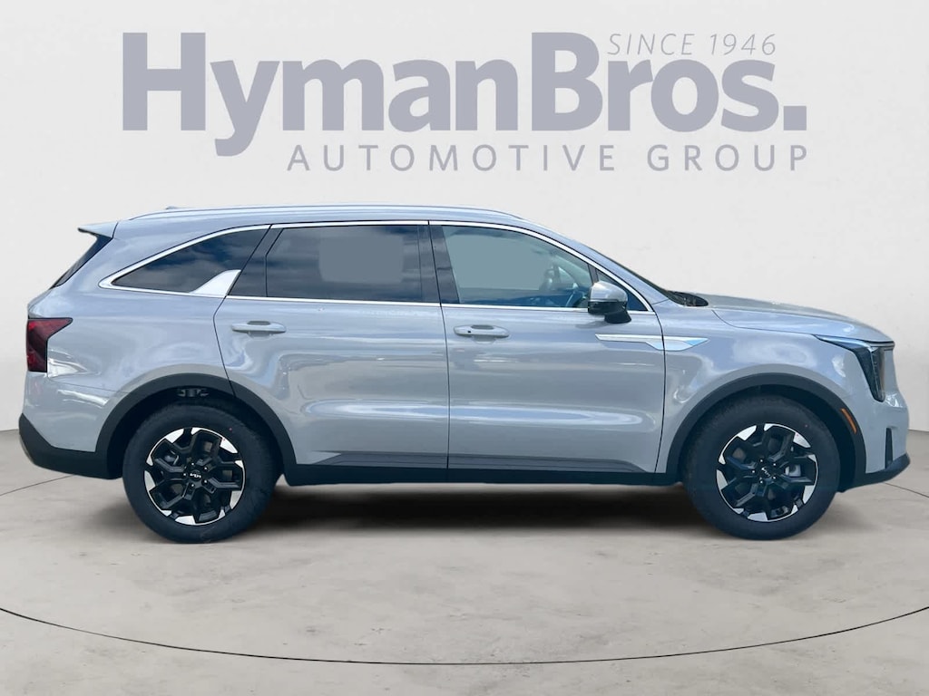 New 2026 Kia Sorento S FWD