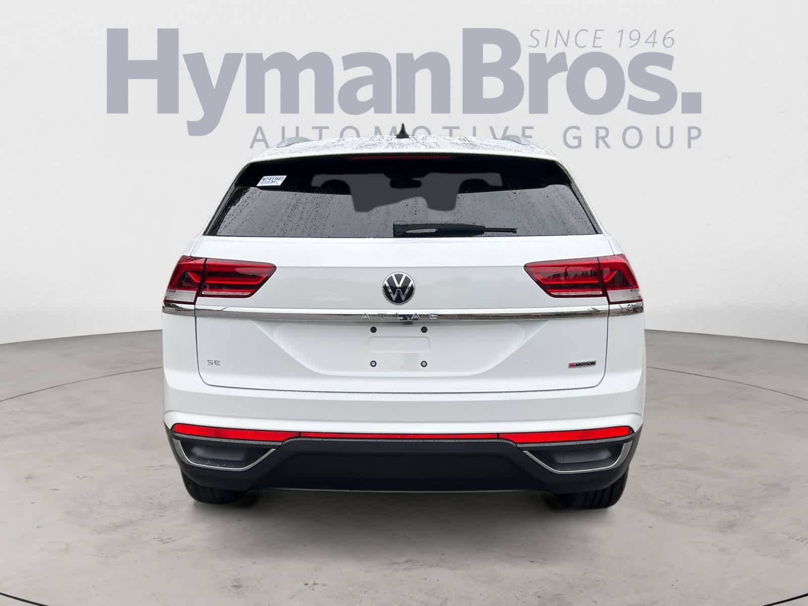 2022 Volkswagen Atlas Cross Sport SE photo 3