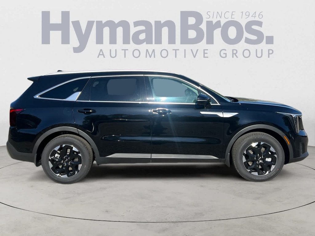 New 2026 Kia Sorento S FWD