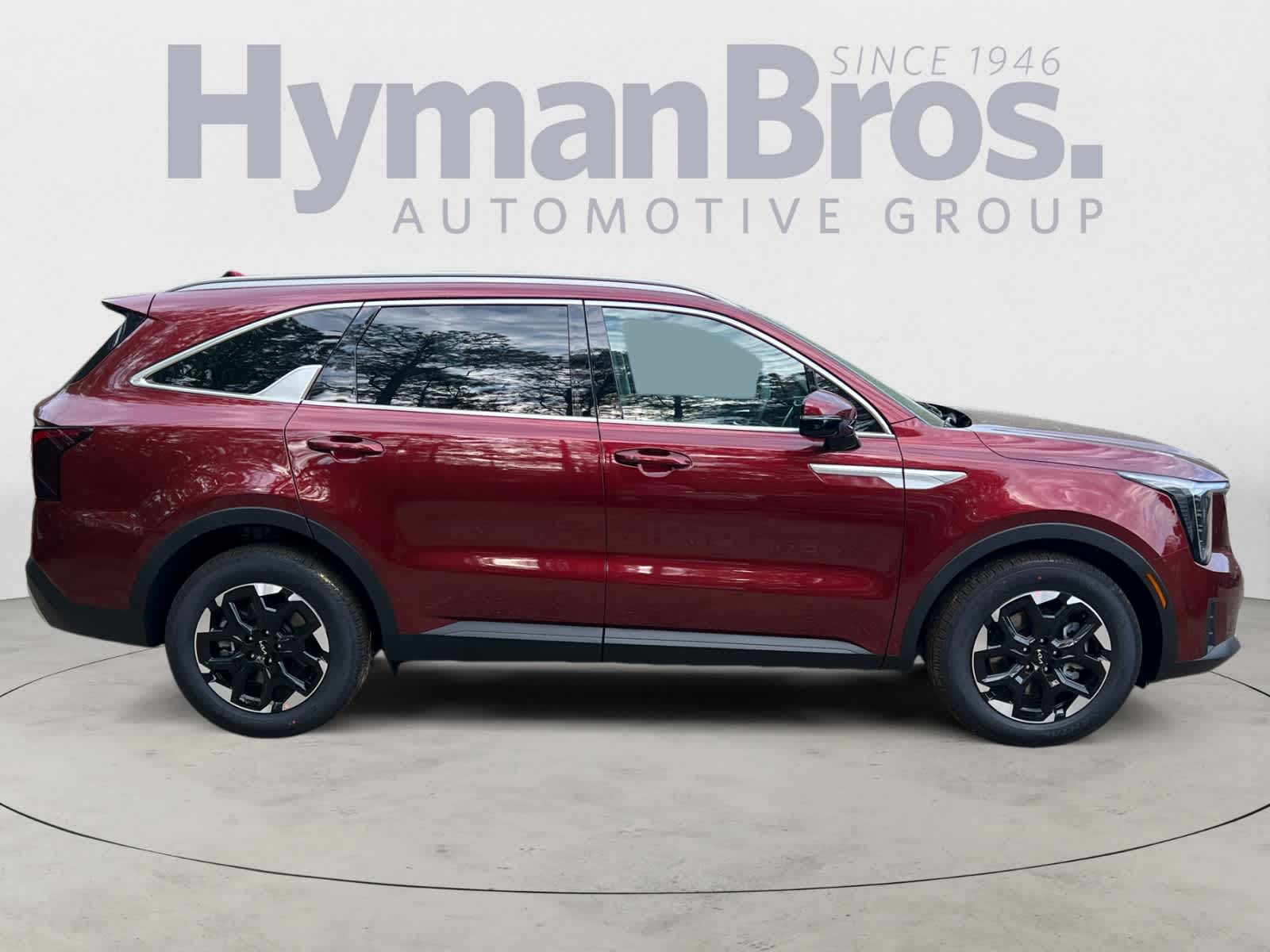 2025 Kia Sorento S photo 2