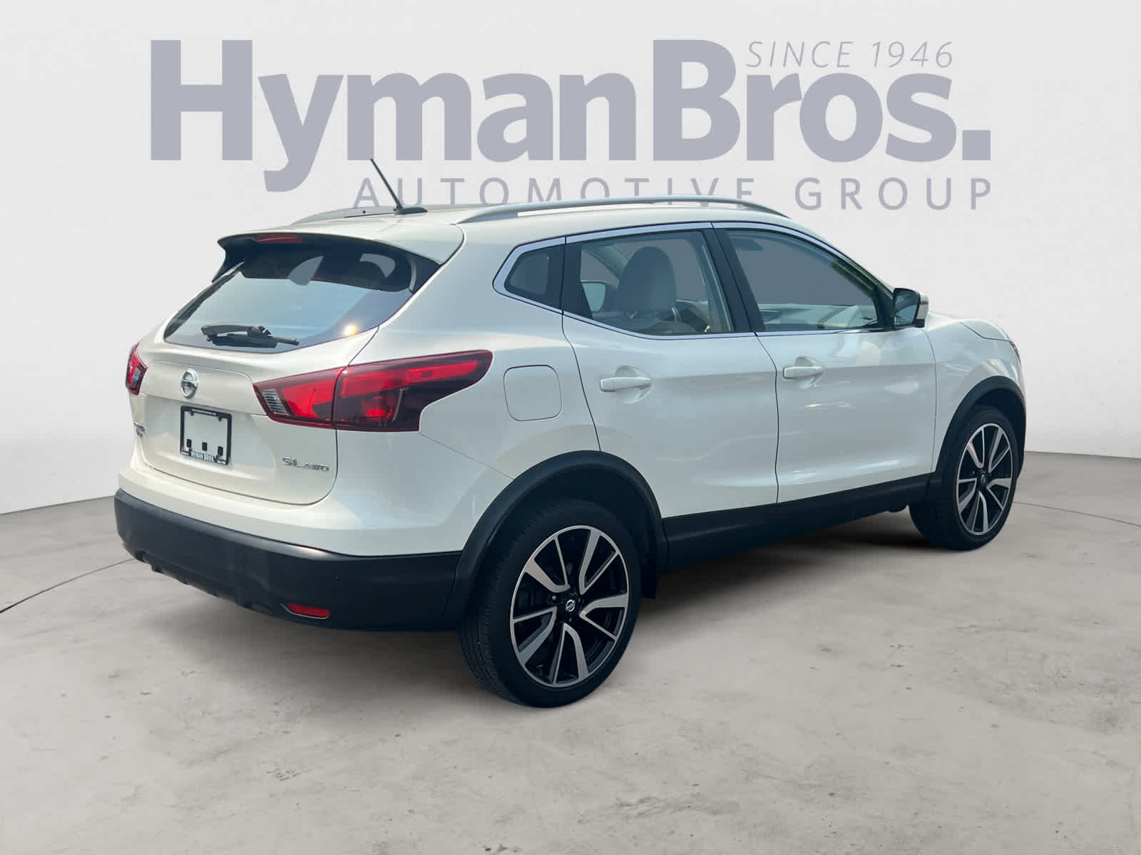 2017 Nissan Rogue Sport SL photo 3