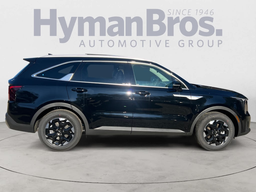 New 2026 Kia Sorento S FWD