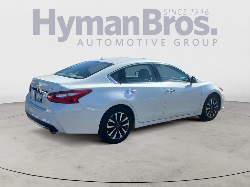 Used 2016 Nissan Altima 2.5 SL Sdn I4