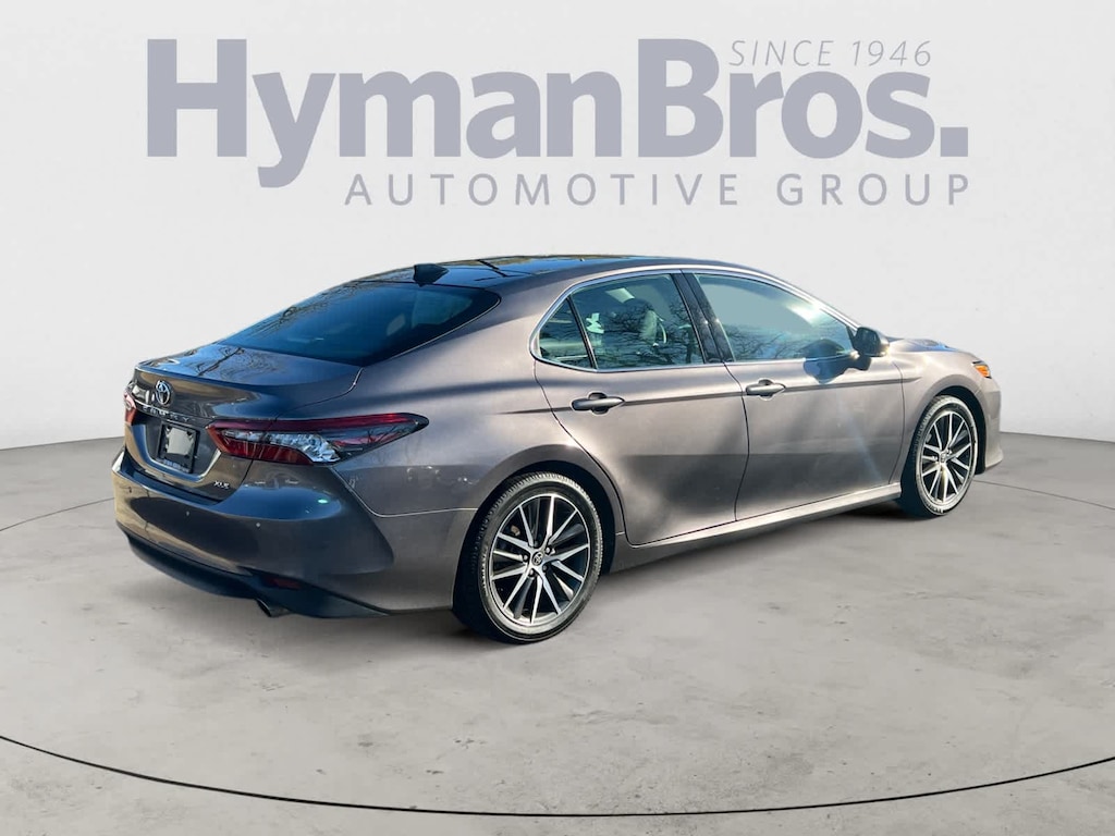 Used 2021 Toyota Camry XLE Auto (Natl)