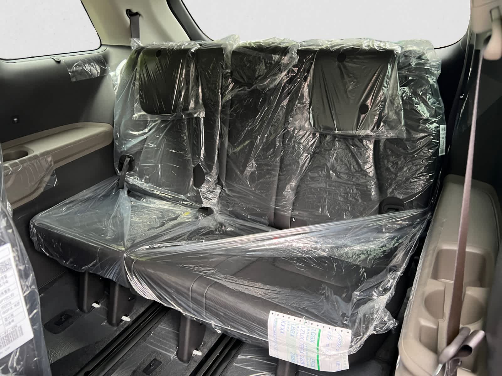 2026 Kia Carnival EX's photo