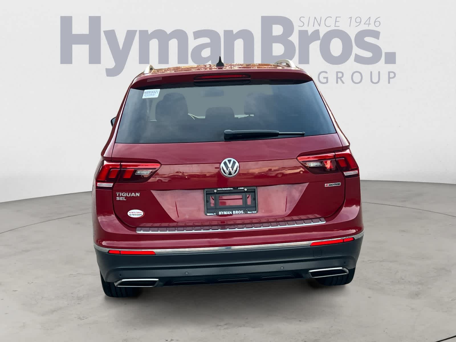 2019 Volkswagen Tiguan SEL photo 4