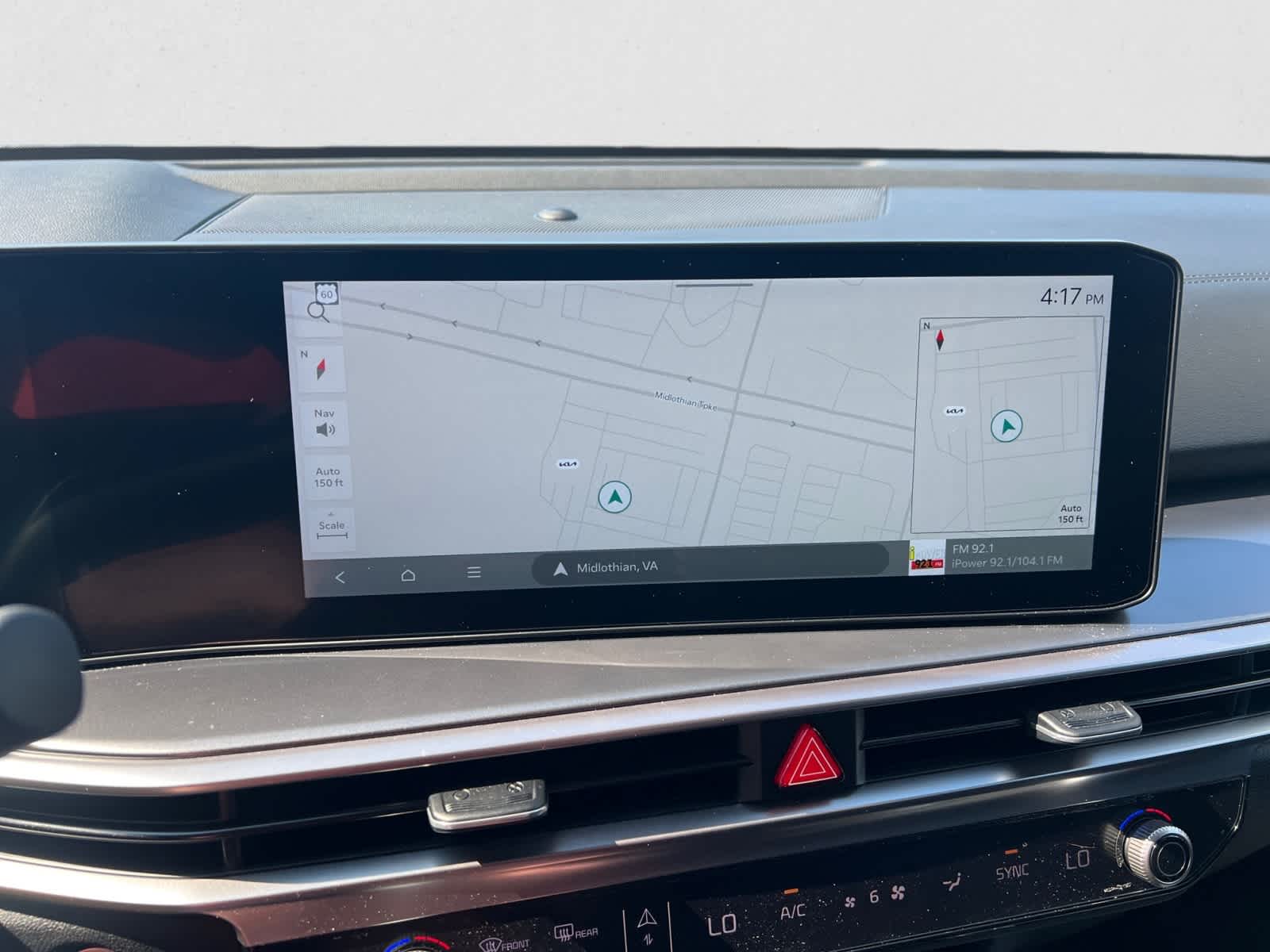 2025 Kia Sorento S - Photo 22