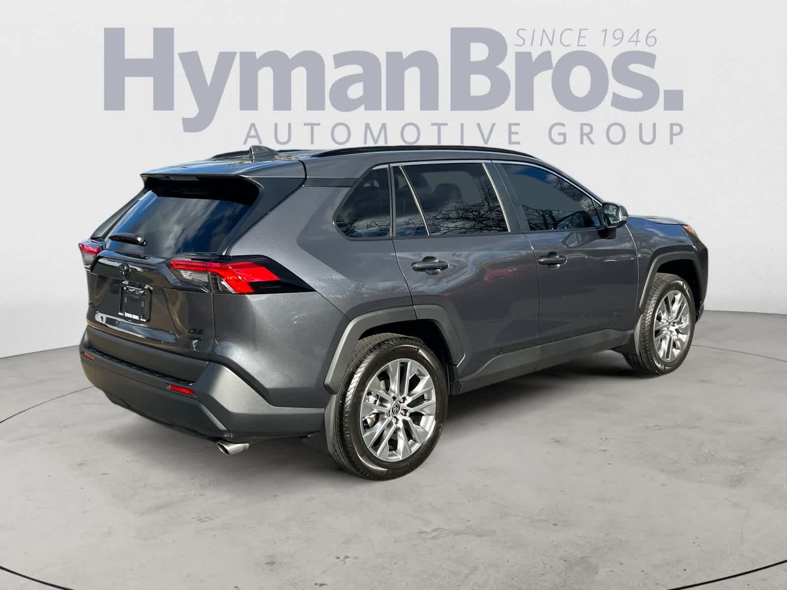 2025 Toyota RAV4 XLE Premium photo 2