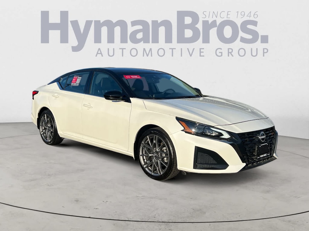 Certified 2025 Nissan Altima SR FWD