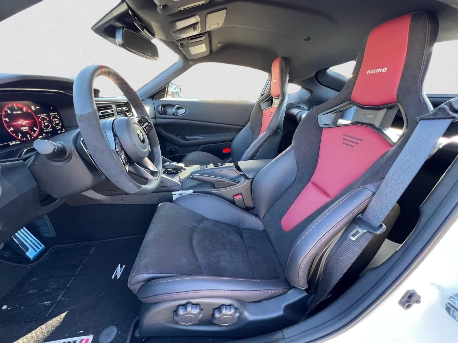 2024 Nissan Z NISMO - Photo 10