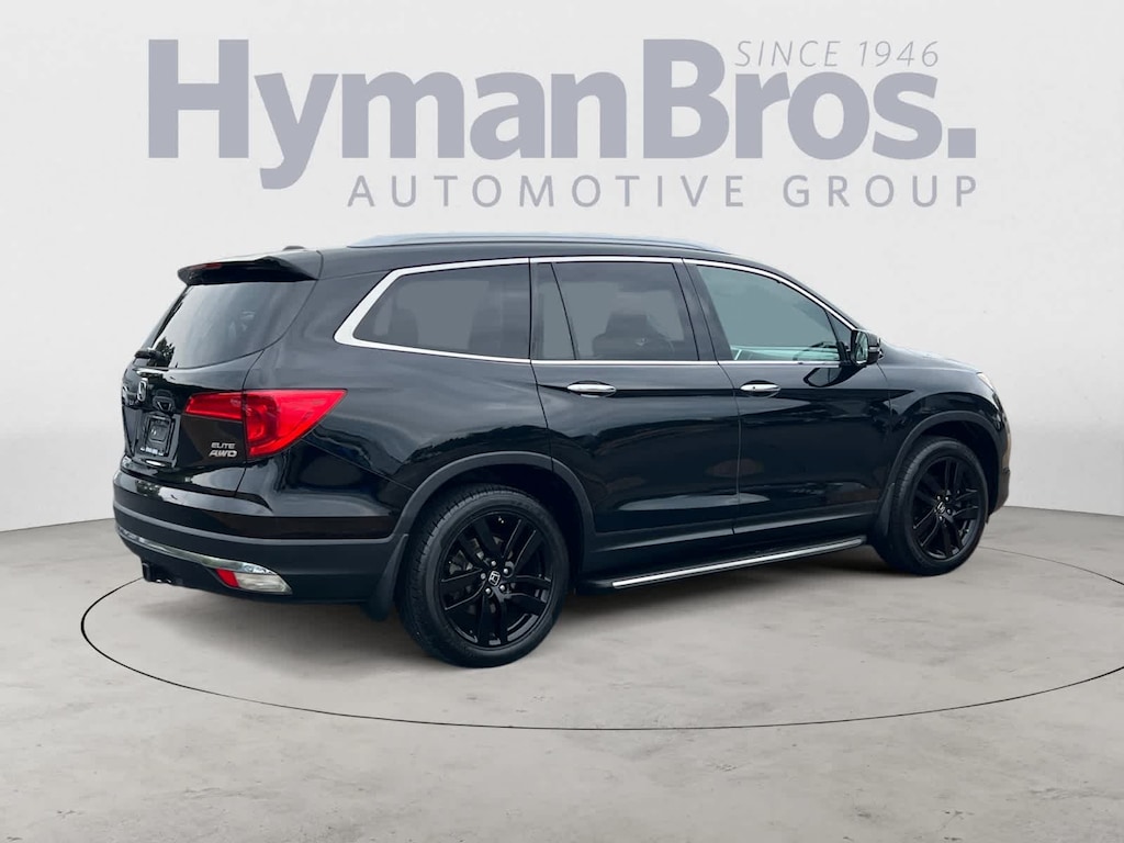 Used 2016 Honda Pilot Elite AWD  w/RES & Navi