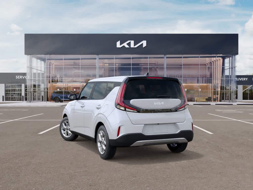 New 2025 Kia Soul LX FWD