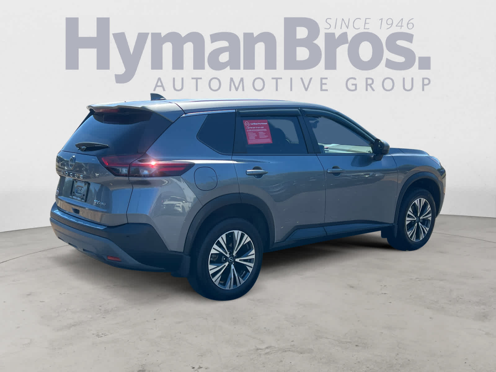 2023 Nissan Rogue SV photo 3