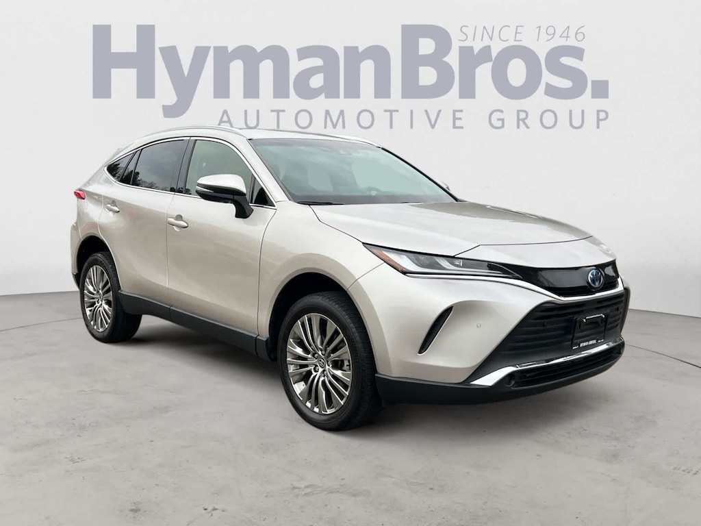 Used 2022 Toyota Venza XLE AWD (Natl)