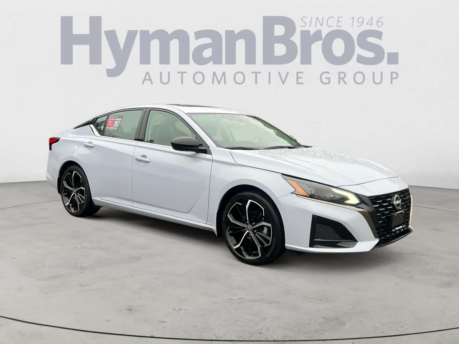 2025 Nissan Altima FWD 