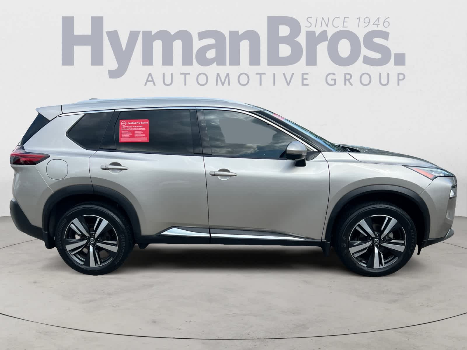 2021 Nissan Rogue SL photo 2