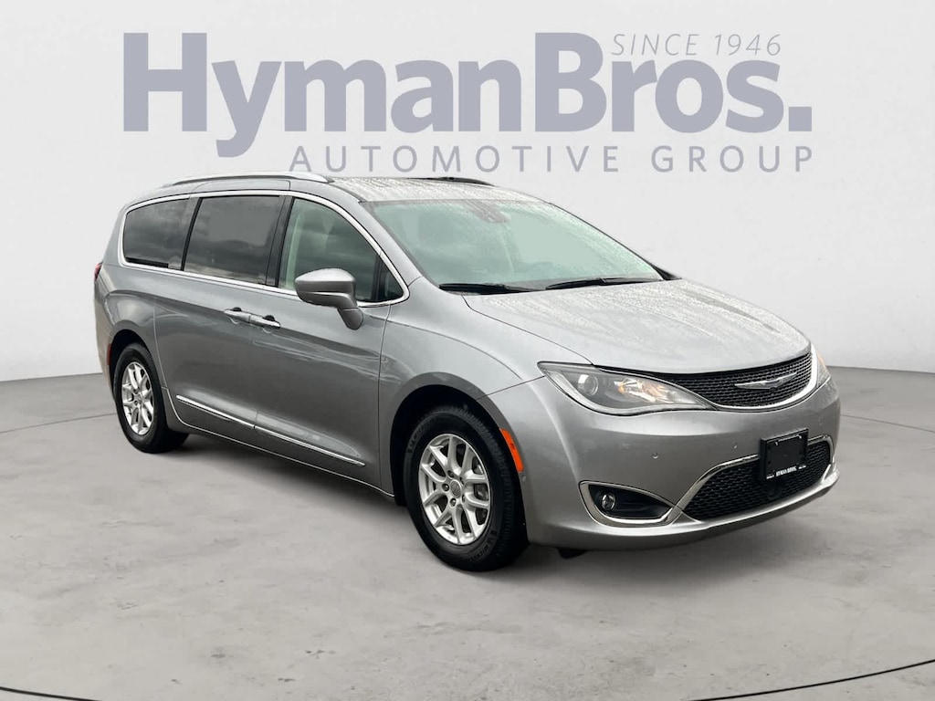 Used 2020 Chrysler Pacifica Touring L FWD