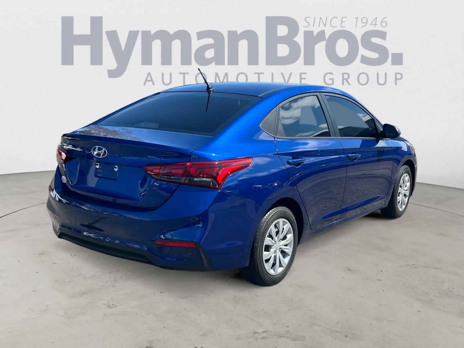 2021 Hyundai Accent SE photo 3