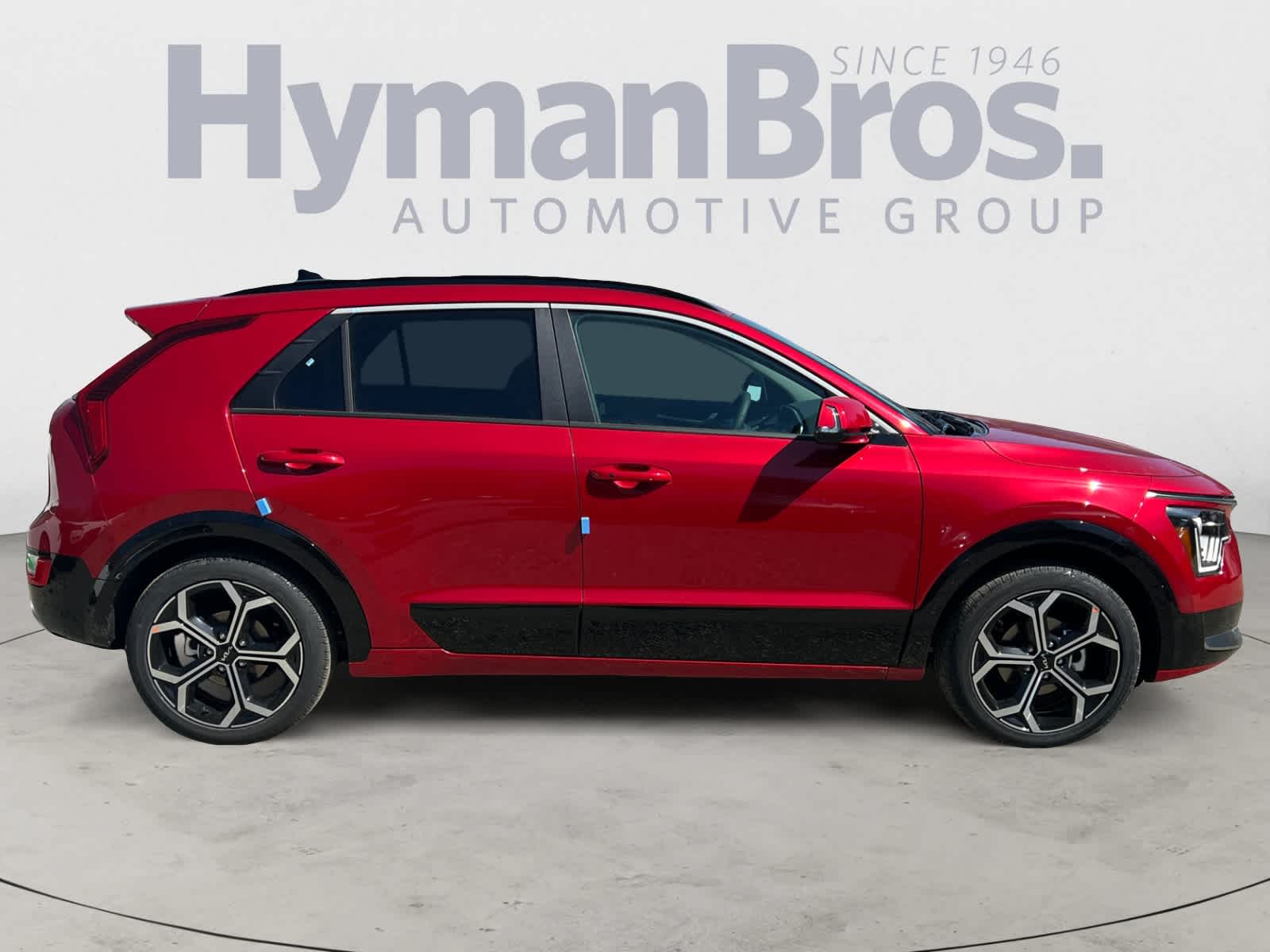 2025 Kia Niro EX Touring photo 2