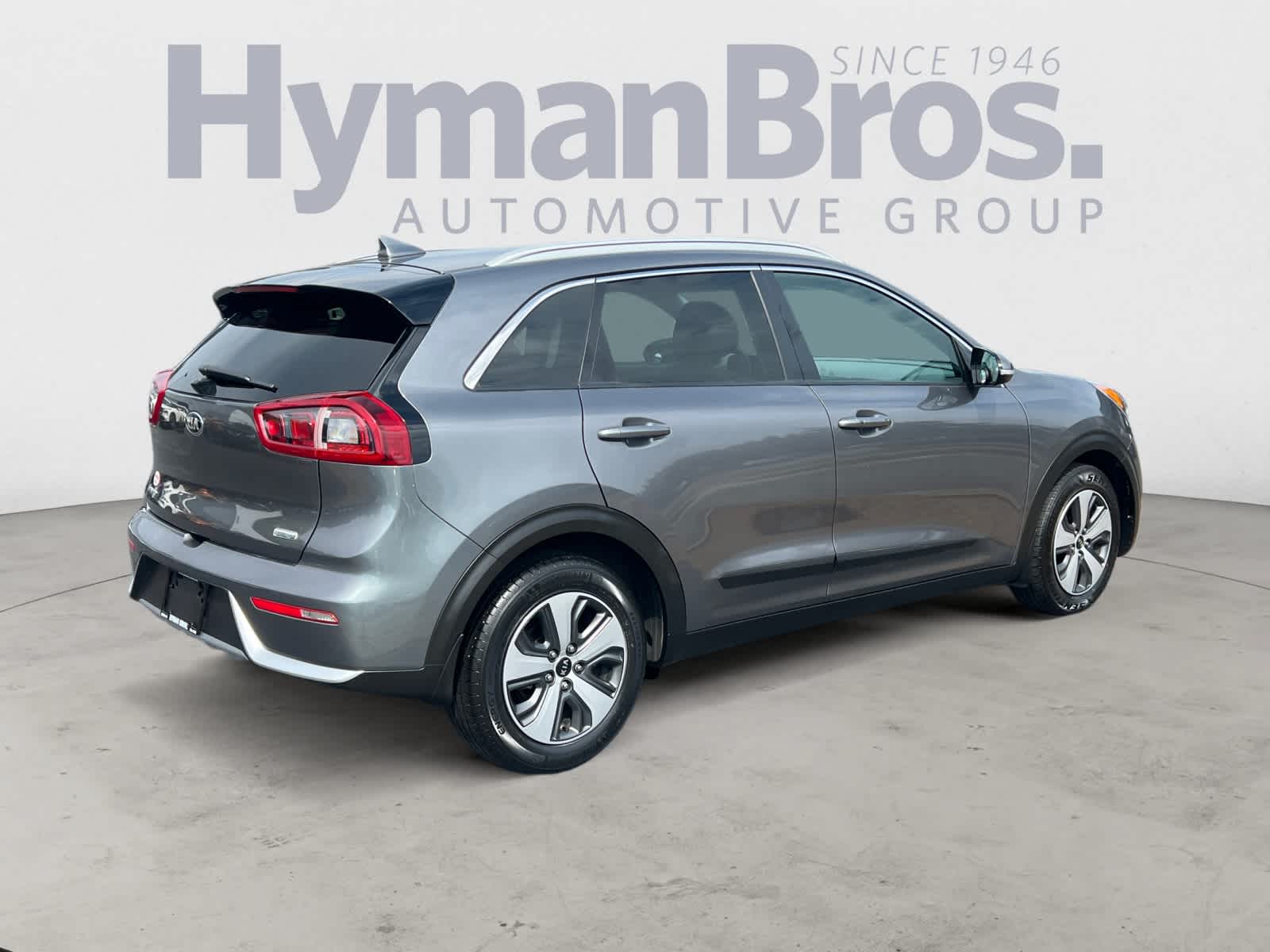 2018 Kia Niro EX photo 2