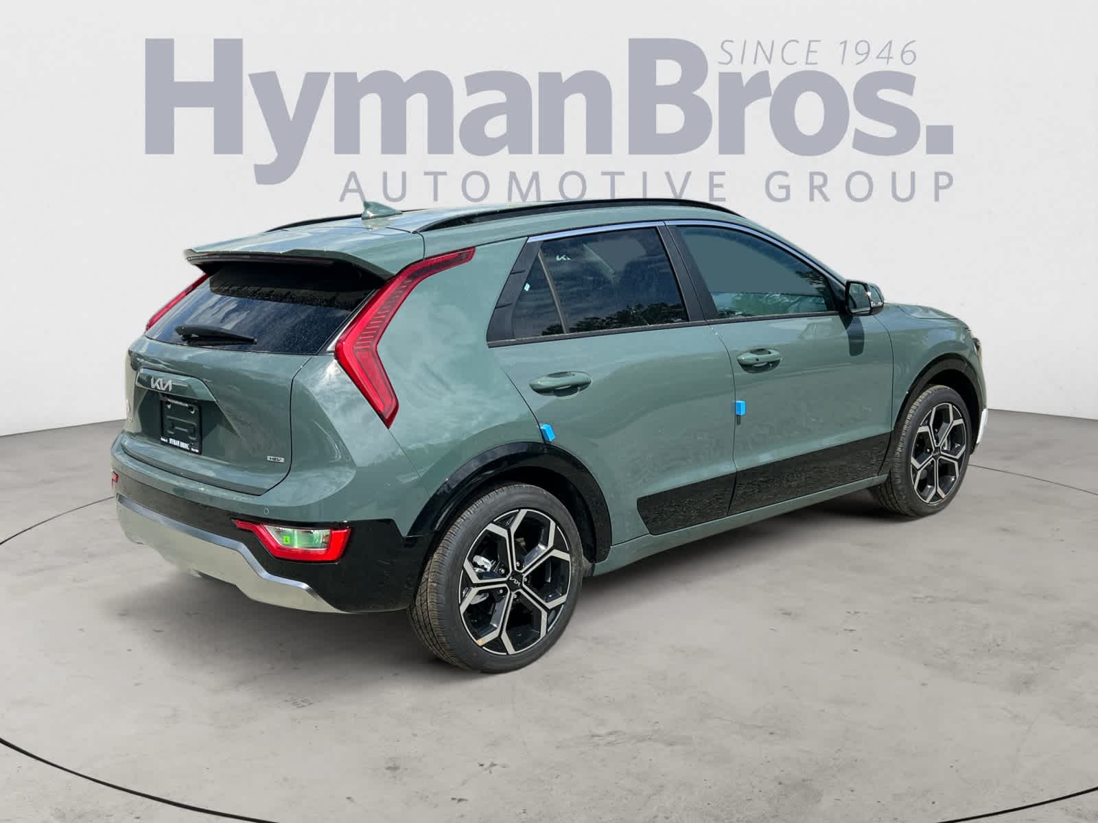 2025 Kia Niro EX Touring photo 3