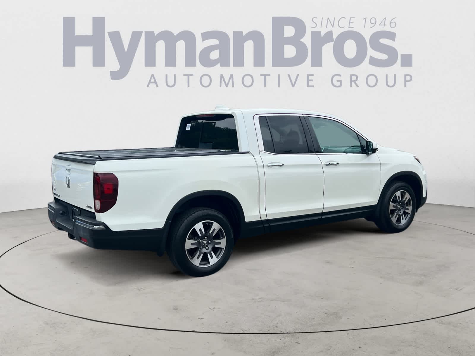 2019 Honda Ridgeline RTL-E photo 3